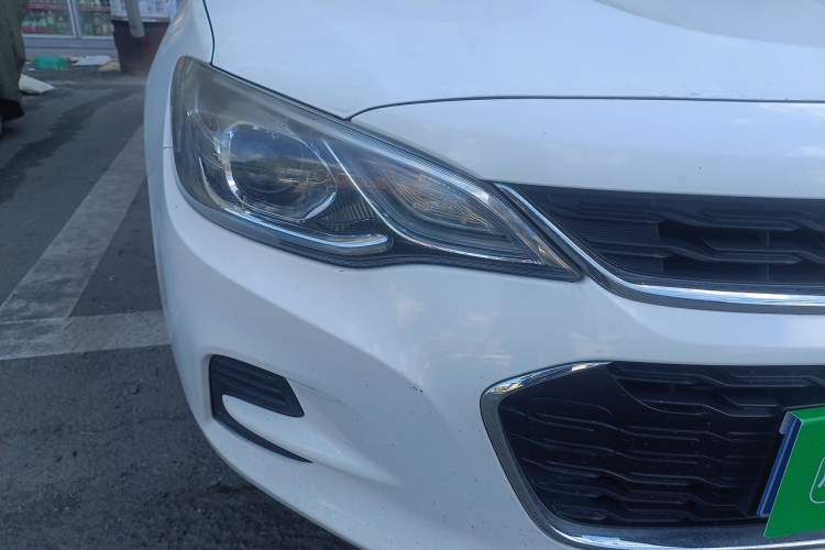 Used Chevrolet Cavalier 2018 320 Automatic Xinyue Edition Right Front Headlight