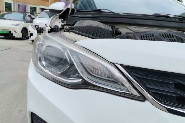 Used Chevrolet Cavalier 2018 320 Automatic Xinyue Edition Right Front Headlight