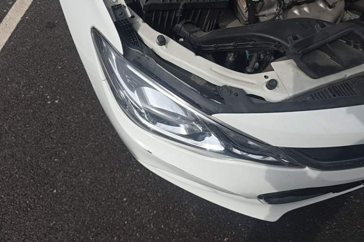 Used Chevrolet Cavalier 2018 320 Automatic Xinyue Edition Right Front Headlight