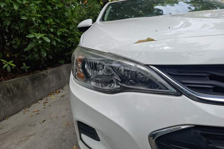 Used Chevrolet Cavalier 2018 320 Manual Enjoyment Edition Right Front Headlight