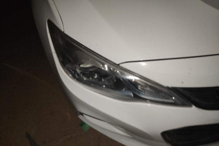 Used Chevrolet Cavalier 2018 320 Automatic Xinyue Edition Right Front Headlight