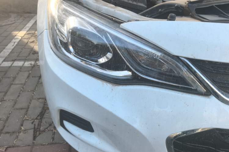 Used Chevrolet Cavalier 2018 320 Automatic Xinyue Edition Right Front Headlight