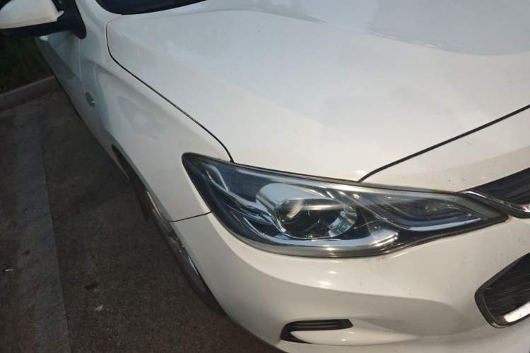 Used Chevrolet Cavalier 2018 320 Automatic Xinyue Edition Right Front Headlight