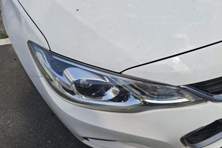 Used Chevrolet Cavalier 2018 320 Automatic Xinyue Edition Right Front Headlight