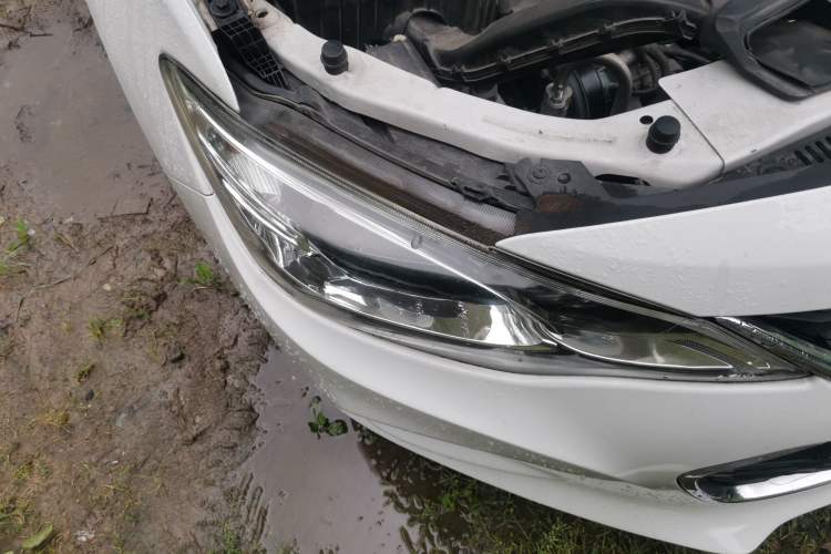 Used Chevrolet Cavalier 2018 320 Automatic Enjoyment Sunroof Edition Right Front Headlight