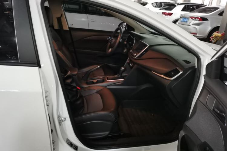 Used Chevrolet Cavalier 2018 320 Automatic Xinyue Edition Right Front Seat