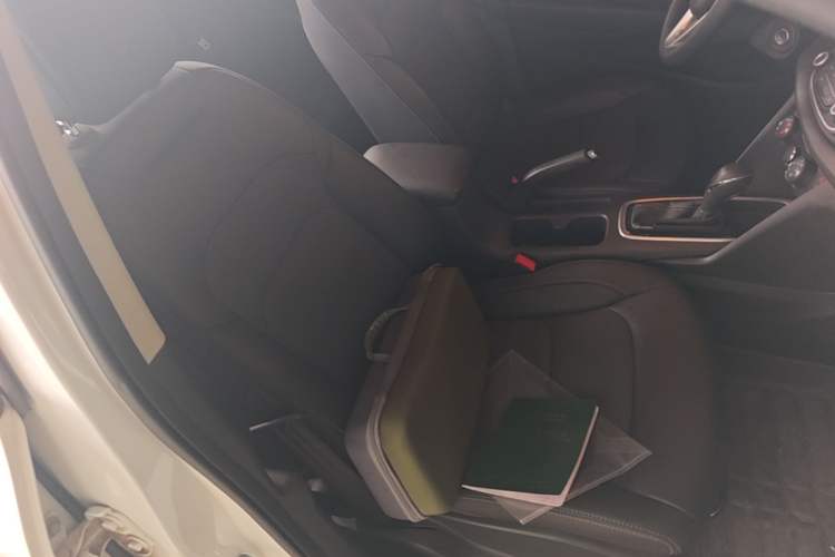 Used Chevrolet Cavalier 2018 320 Automatic Xinyue Edition Right Front Seat