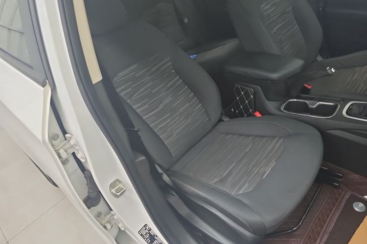 Used Chevrolet Cavalier 2018 320 Manual Enjoyment Edition Right Front Seat