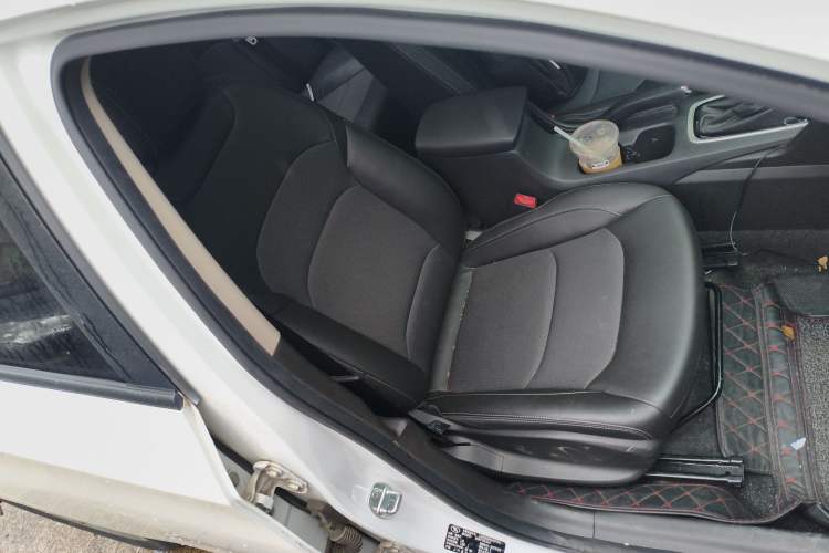 Used Chevrolet Cavalier 2018 320 Automatic Xinyue Edition Right Front Seat