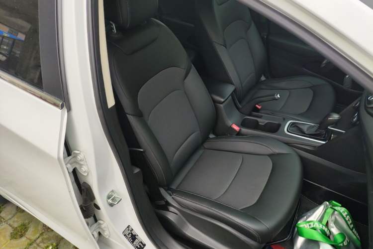 Used Chevrolet Cavalier 2018 320 Automatic Xinyue Edition Right Front Seat