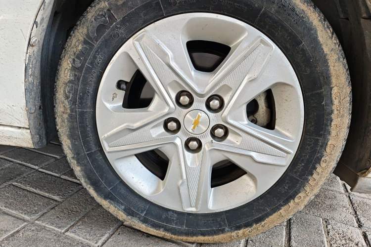 Used Chevrolet Cavalier 2018 320 Manual Enjoyment Edition Right Front Wheel Hub