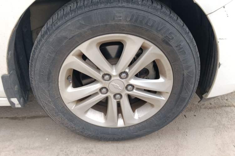 Used Chevrolet Cavalier 2018 320 Manual Enjoyment Edition Right Front Wheel Hub
