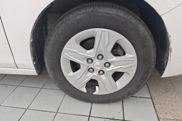 Used Chevrolet Cavalier 2018 320 Automatic Enjoyment Edition Right Front Wheel Hub