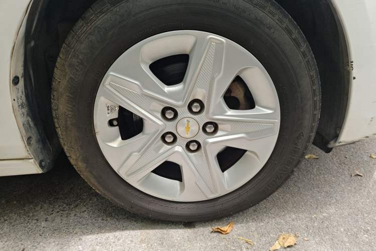 Used Chevrolet Cavalier 2018 320 Manual Enjoyment Edition Right Front Wheel Hub