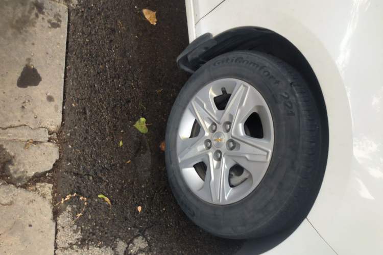 Used Chevrolet Cavalier 2018 320 Manual Enjoyment Edition Right Front Wheel Hub