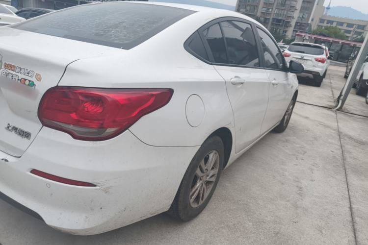 Used Chevrolet Cavalier 2018 320 Automatic Xinyue Edition Right Rear Taillight