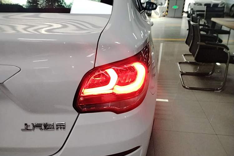 Used Chevrolet Cavalier 2018 320 Automatic Xinyue Edition Right Rear Taillight