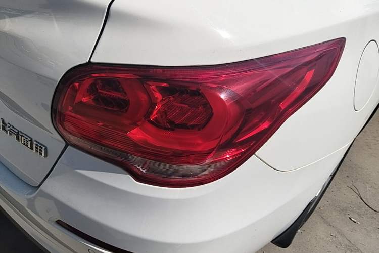 Used Chevrolet Cavalier 2018 320 Manual Xinyue Edition Right Rear Taillight