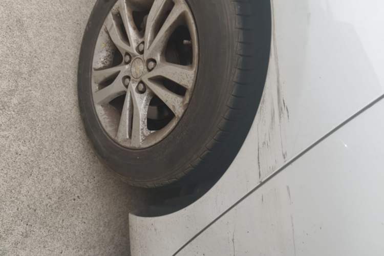 Used Chevrolet Cavalier 2018 320 Automatic Xinyue Edition Right Rear Wheel Hub
