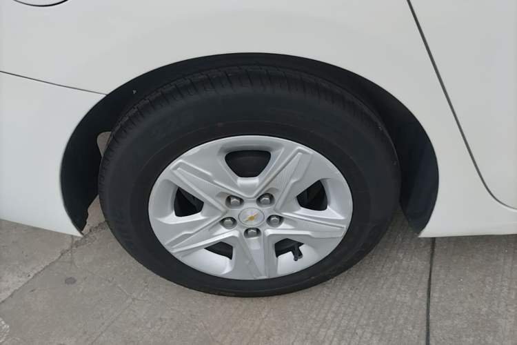Used Chevrolet Cavalier 2018 320 Automatic Enjoyment Sunroof Edition Right Rear Wheel Hub