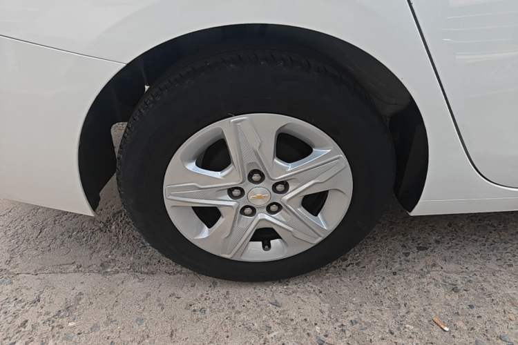 Used Chevrolet Cavalier 2018 320 Manual Enjoyment Edition Right Rear Wheel Hub