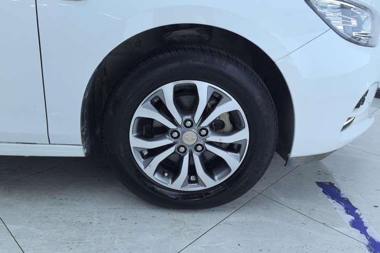 Used Chevrolet Cavalier 2018 320 Automatic Enjoyment Sunroof Edition Right Rear Wheel Hub
