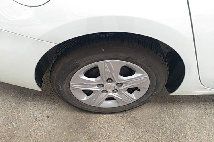 Used Chevrolet Cavalier 2018 320 Automatic Enjoyment Sunroof Edition Right Rear Wheel Hub
