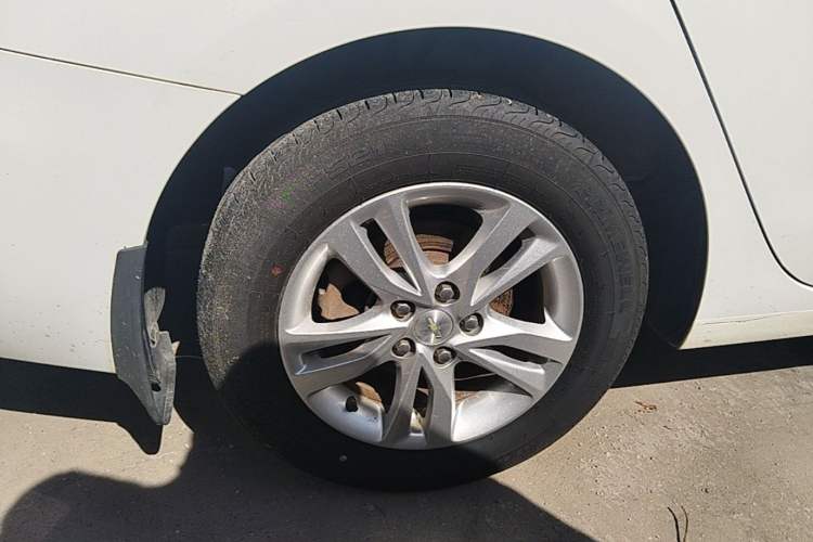 Used Chevrolet Cavalier 2018 320 Manual Xinyue Edition Right Rear Wheel Hub