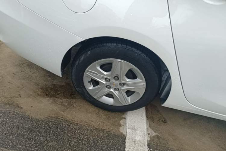 Used Chevrolet Cavalier 2018 320 Automatic Enjoyment Sunroof Edition Right Rear Wheel Hub