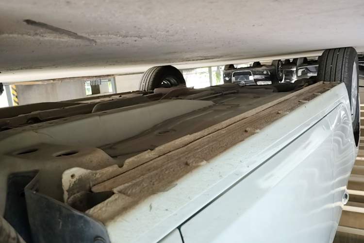 Used Chevrolet Cavalier 2018 320 Automatic Enjoyment Sunroof Edition Right Side Sill