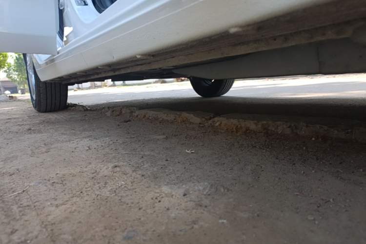 Used Chevrolet Cavalier 2018 320 Automatic Enjoyment Sunroof Edition Right Side Sill