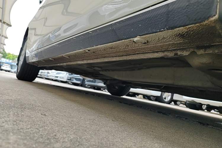 Used Chevrolet Cavalier 2018 320 Manual Enjoyment Edition Right Side Sill