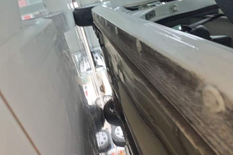 Used Chevrolet Cavalier 2018 320 Automatic Enjoyment Sunroof Edition Right Side Sill