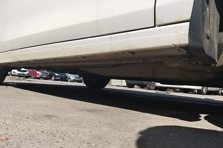 Used Chevrolet Cavalier 2018 320 Manual Xinyue Edition Right Side Sill