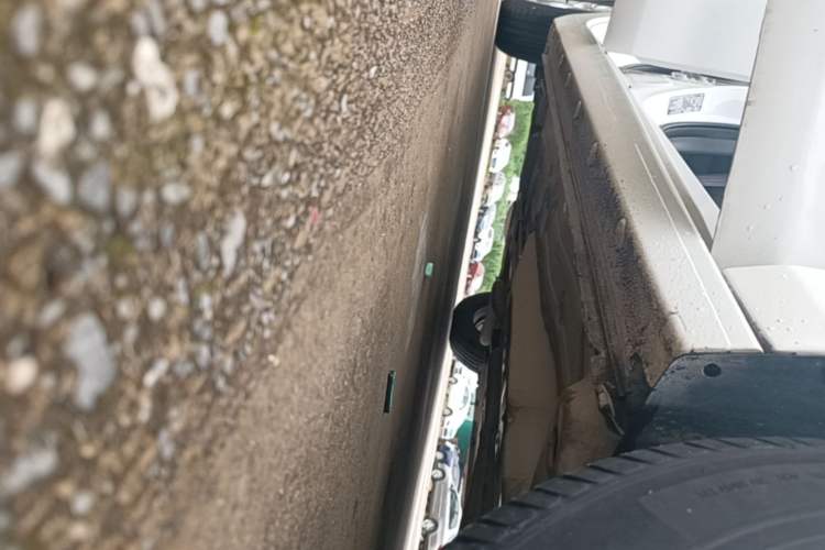 Used Chevrolet Cavalier 2018 320 Automatic Enjoyment Sunroof Edition Right Side Sill