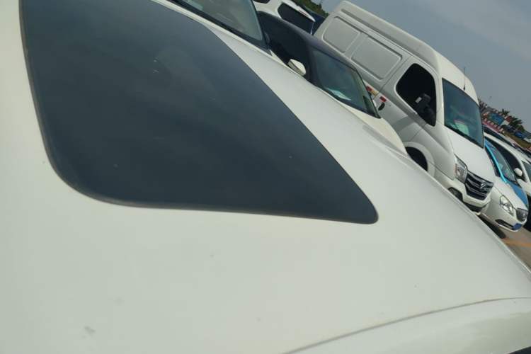 Used Chevrolet Cavalier 2018 320 Automatic Enjoyment Sunroof Edition Roof