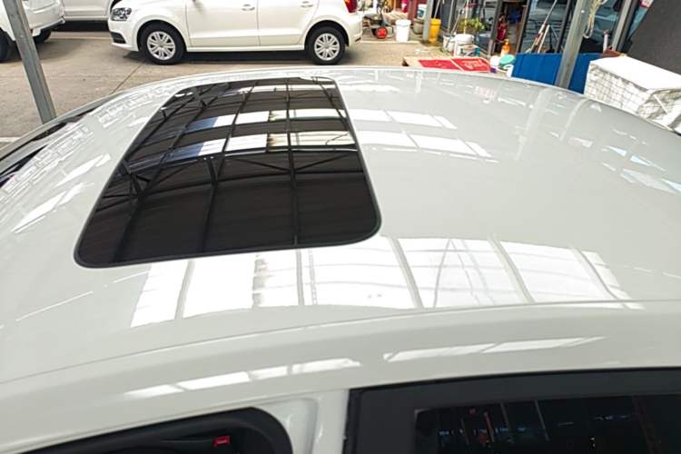 Used Chevrolet Cavalier 2018 320 Automatic Enjoyment Sunroof Edition Roof