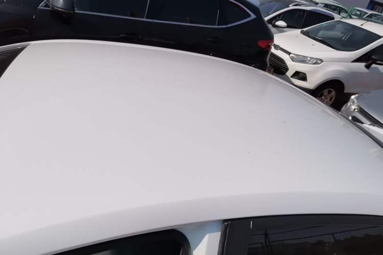 Used Chevrolet Cavalier 2018 320 Manual Enjoyment Edition Roof