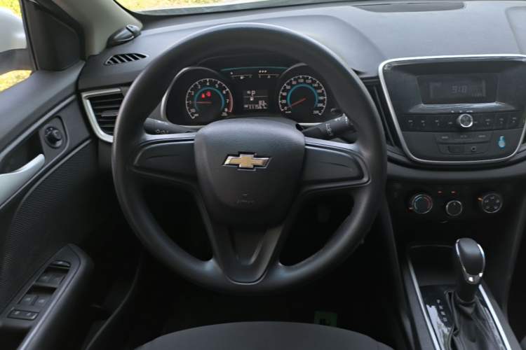 Used Chevrolet Cavalier 2018 320 Automatic Enjoyment Sunroof Edition Steering Wheel