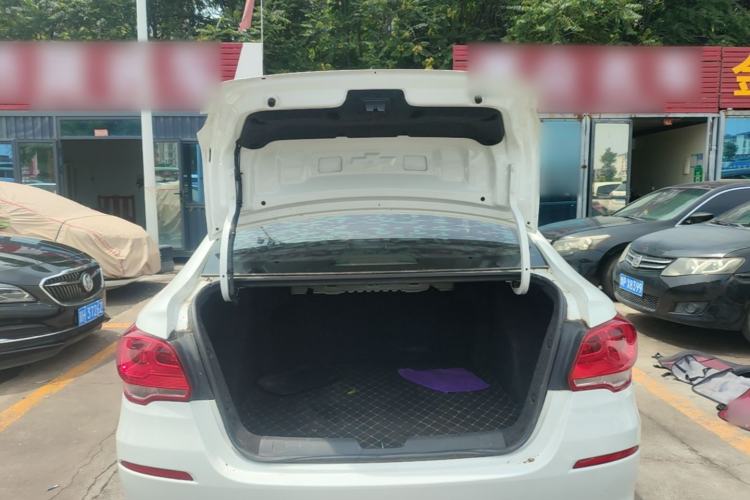 Used Chevrolet Cavalier 2018 320 Automatic Enjoyment Sunroof Edition Trunk