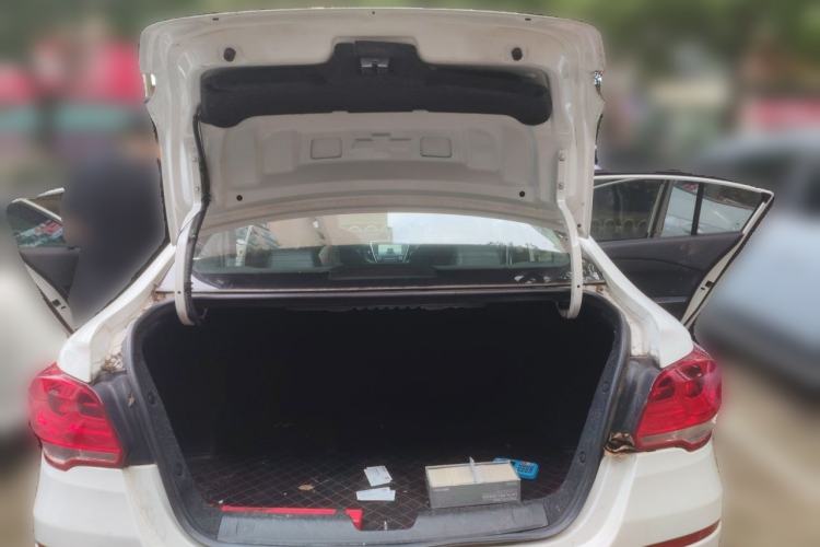 Used Chevrolet Cavalier 2018 320 Automatic Xinyue Edition Trunk