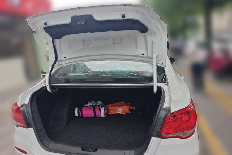 Used Chevrolet Cavalier 2018 320 Automatic Xinyue Edition Trunk