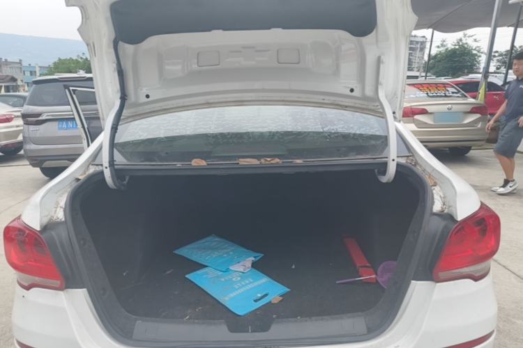 Used Chevrolet Cavalier 2018 320 Automatic Xinyue Edition Trunk