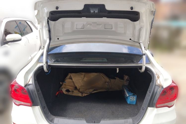 Used Chevrolet Cavalier 2018 320 Automatic Enjoyment Sunroof Edition Trunk