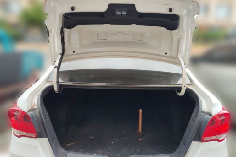 Used Chevrolet Cavalier 2018 320 Automatic Enjoyment Sunroof Edition Trunk