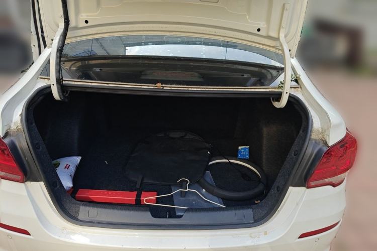 Used Chevrolet Cavalier 2018 320 Automatic Xinyue Edition Trunk