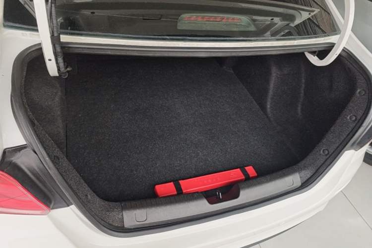 Used Chevrolet Cavalier 2018 320 Automatic Enjoyment Sunroof Edition Trunk
