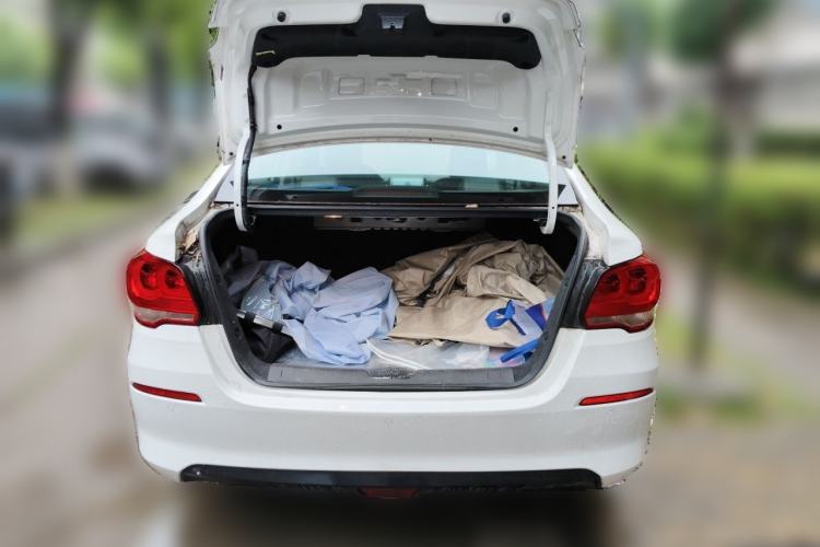 Used Chevrolet Cavalier 2018 320 Automatic Xinyue Edition Trunk