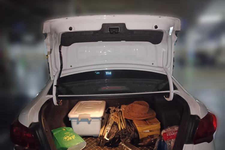 Used Chevrolet Cavalier 2018 320 Automatic Xinyue Edition Trunk