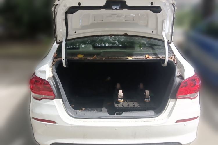 Used Chevrolet Cavalier 2018 320 Automatic Xinyue Edition Trunk
